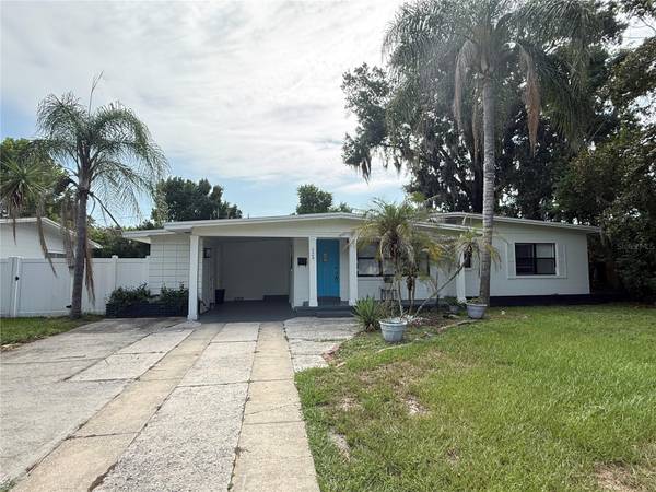 524 N LAKEMONT AVE, Winter Park, FL 32792