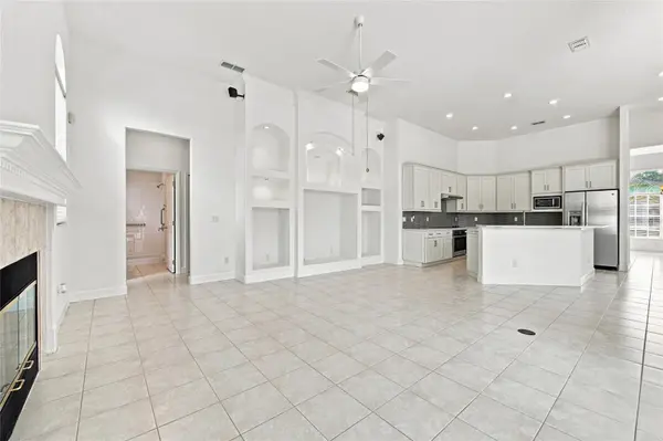10008 CANOPY TREE CT, Orlando, FL 32836