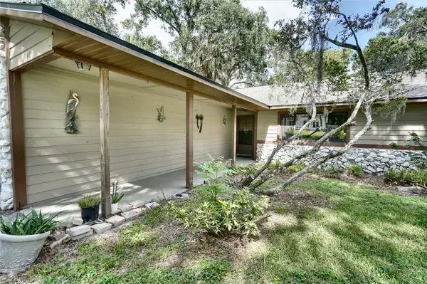 101 N ELLIOTT AVE, Sanford, FL 32771