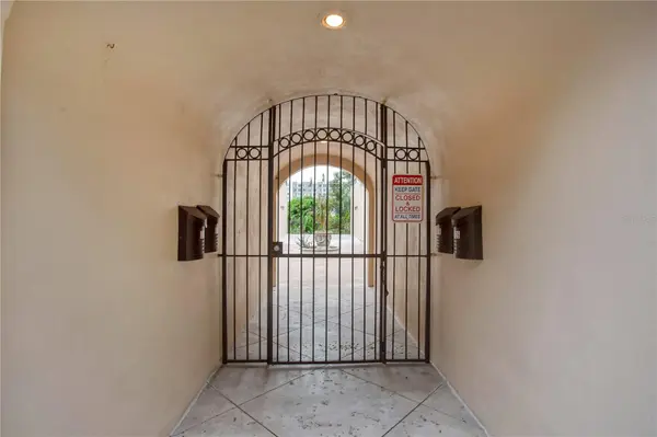 310 E VANDERBILT ST #3, Orlando, FL 32804