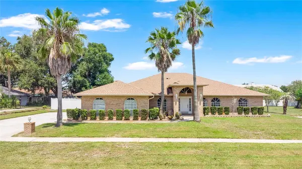 530 WHITECAP COVE CT, Debary, FL 32713
