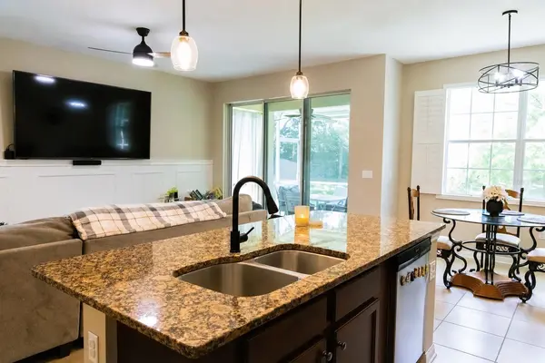2675 RIVER LANDING DR, Sanford, FL 32771