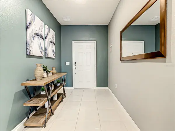1978 SUMMER DR, Davenport, FL 33897