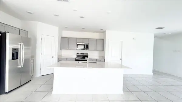 1033 WATERFALL BLVD, Davenport, FL 33837