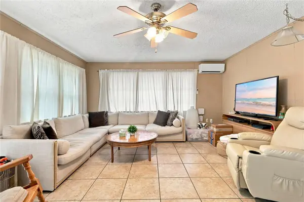 502 MARY SUE ST, Fruitland Park, FL 34731