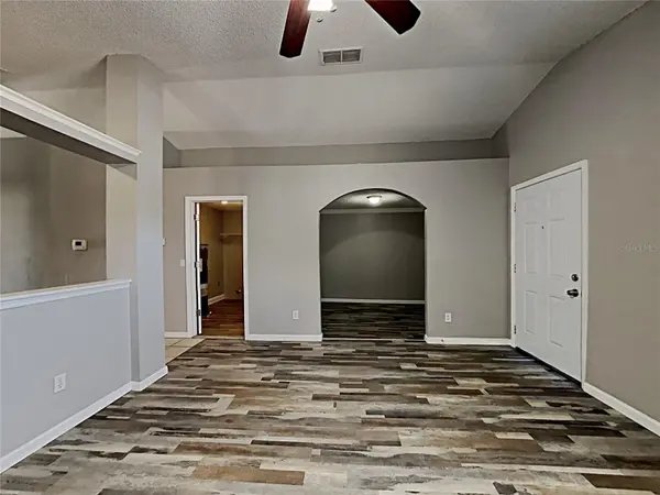 7135 EDGEWATER SHORES CT, Orlando, FL 32810