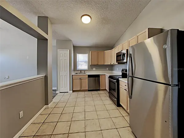 7135 EDGEWATER SHORES CT, Orlando, FL 32810