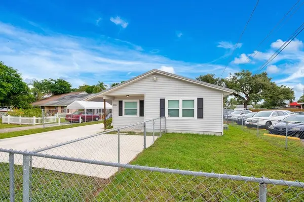 2533 S FERN CREEK AVE, Orlando, FL 32806