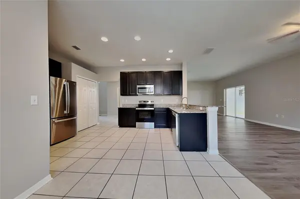 Address not disclosed, Zephyrhills, FL 33541