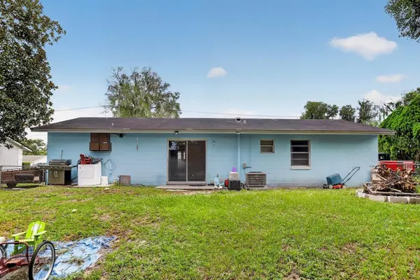 359 W LANSDOWNE AVE, Orange City, FL 32763