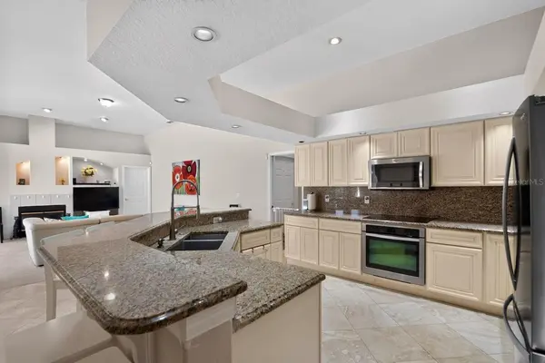 7691 BELVOIR DR, Orlando, FL 32835