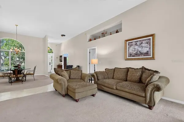 7691 BELVOIR DR, Orlando, FL 32835