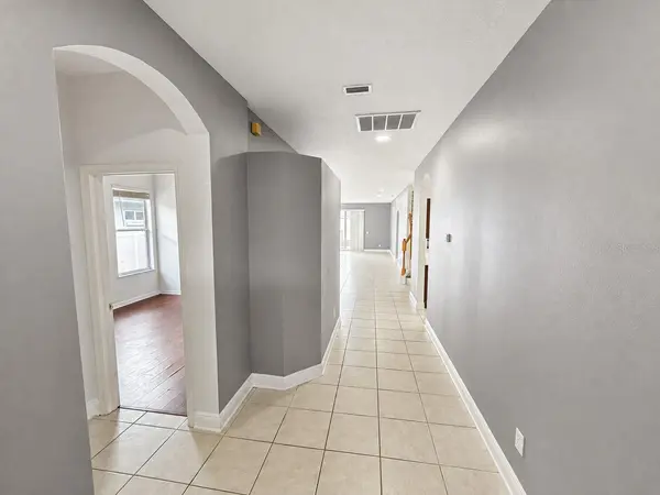 15430 LAKE BELLA VISTA DR, Tampa, FL 33625