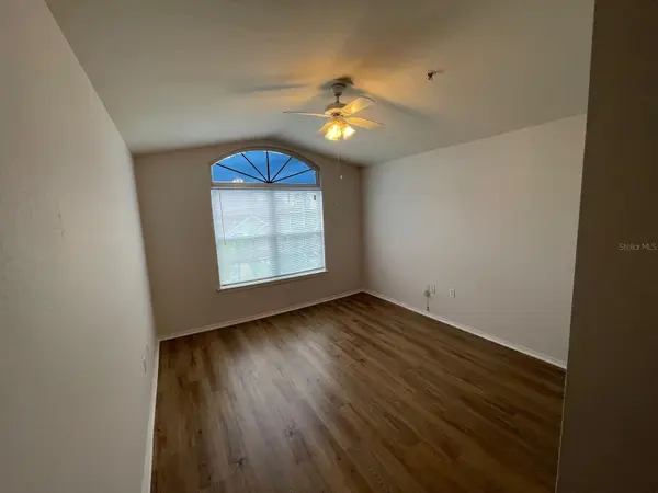 3379 S KIRKMAN RD #1032, Orlando, FL 32811