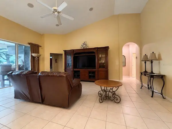 3637 DEVEREAUX CT, Orlando, FL 32837