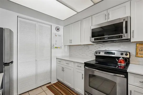 2514 LAKEWAY BRANCH DR #3205, Orlando, FL 32839
