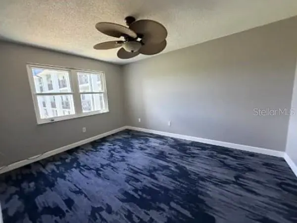 1740 PINE VALLEY DR #205, Fort Myers, FL 33907