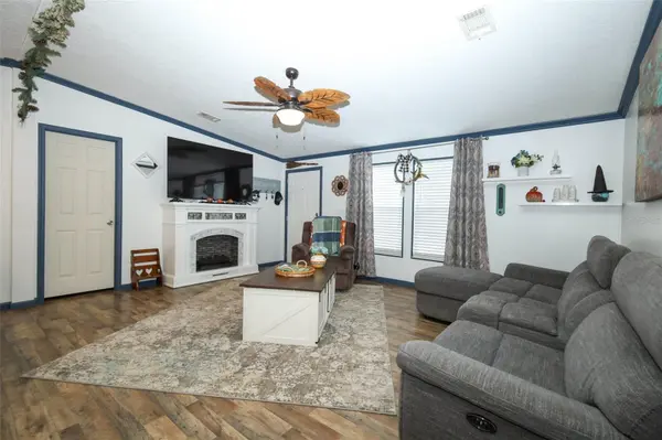 44031 EAST RD, Paisley, FL 32767