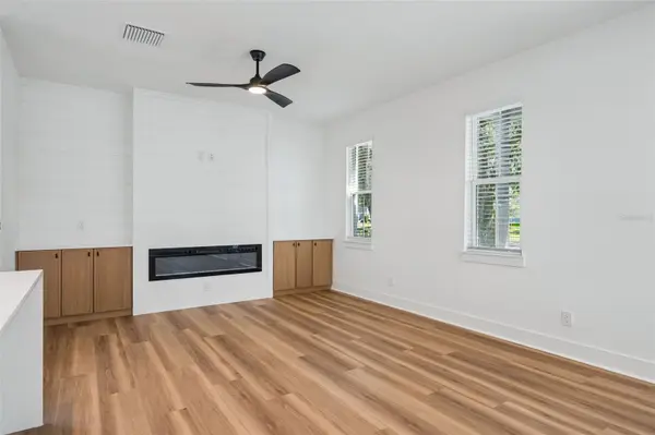 87 W MURIEL ST, Orlando, FL 32806