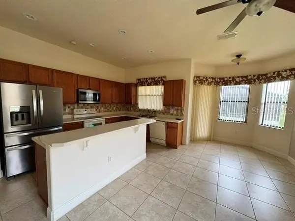 896 BARCELONA DR, Poinciana, FL 34759