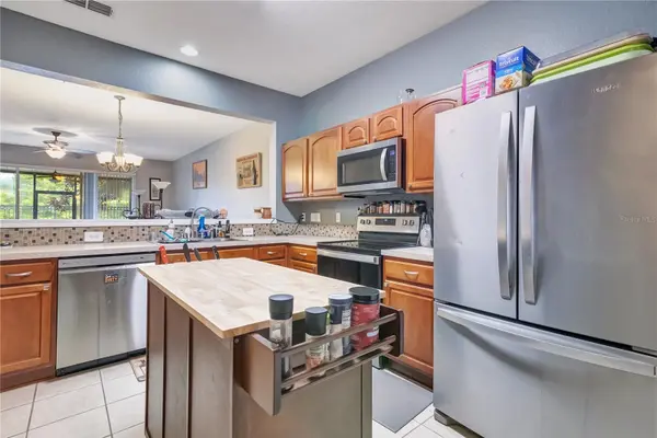 612 SHROPSHIRE LOOP, Sanford, FL 32771
