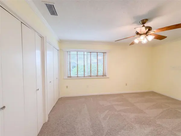 1818 DANBURY DR, Sun City Center, FL 33573