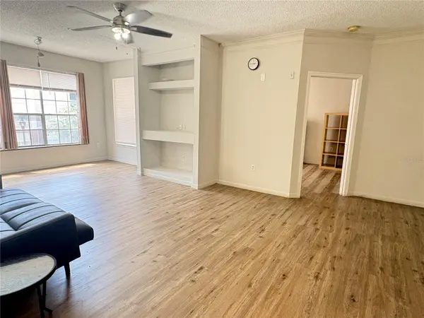 8301 ELM PARK DR #625, Orlando, FL 32821