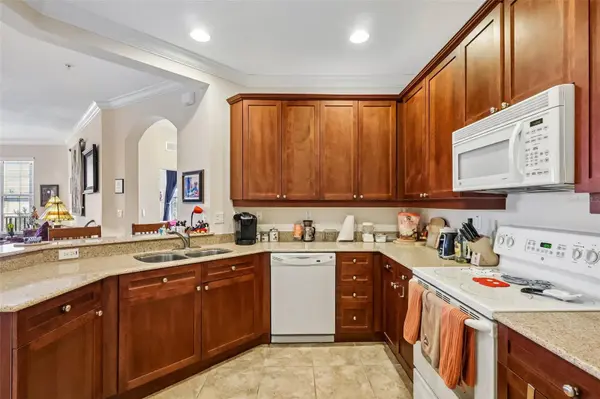 8168 BOAT HOOK LOOP #303, Windermere, FL 34786