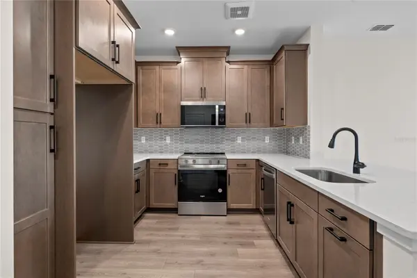 7545 LAUREATE BLVD #7404, Orlando, FL 32827