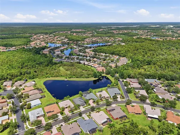 513 BARCELONA DR, Kissimmee, FL 34759
