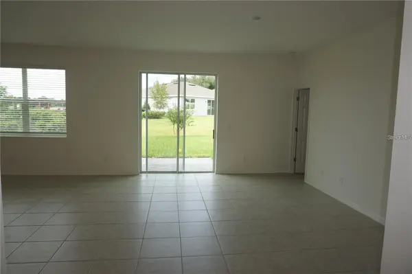 1677 WAY OF PEACE LN, Mascotte, FL 34753