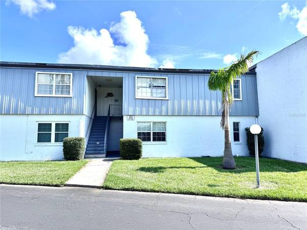 1000 S SEMORAN BLVD #305, Winter Park, FL 32792