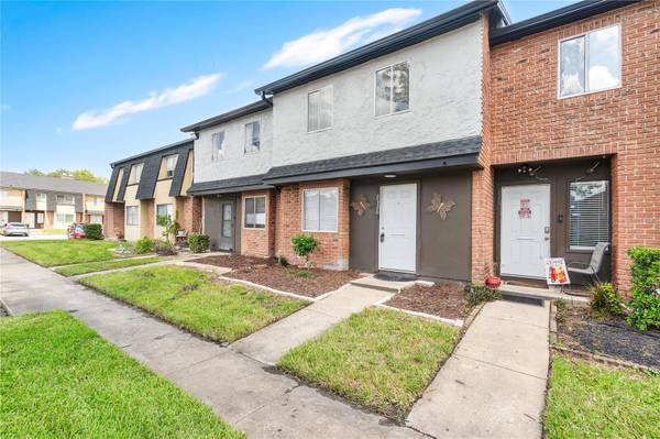 2326 HUNTINGTON GREEN CT #4, Orlando, FL 32839