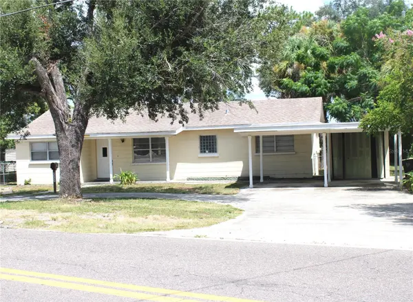 2337 N CRYSTAL LAKE DR, Lakeland, FL 33801