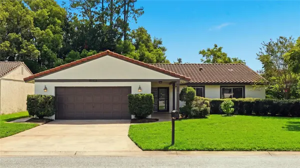 10702 WILLIAM TELL DR, Orlando, FL 32821