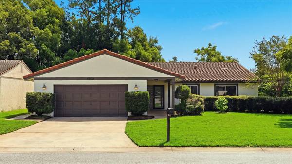 10702 WILLIAM TELL DR, Orlando, FL 32821