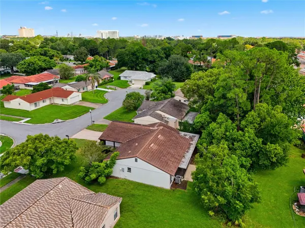 10702 WILLIAM TELL DR, Orlando, FL 32821