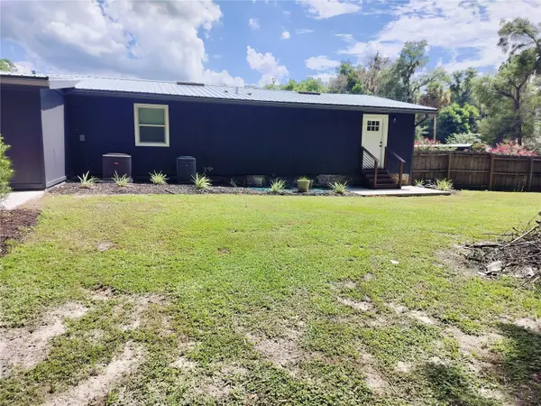 25405B COLMAR AVE #B, Mount Plymouth, FL 32776