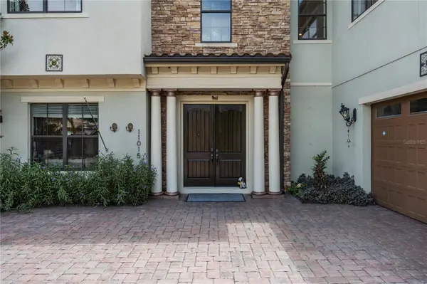 11015 MOBBERLEY CIR, Orlando, FL 32832