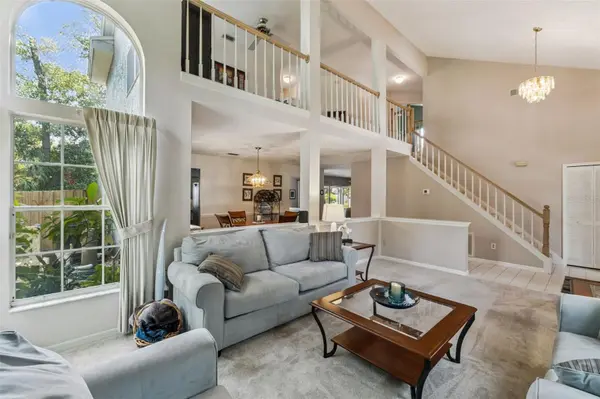 2024 SAWGRASS DR, Apopka, FL 32712
