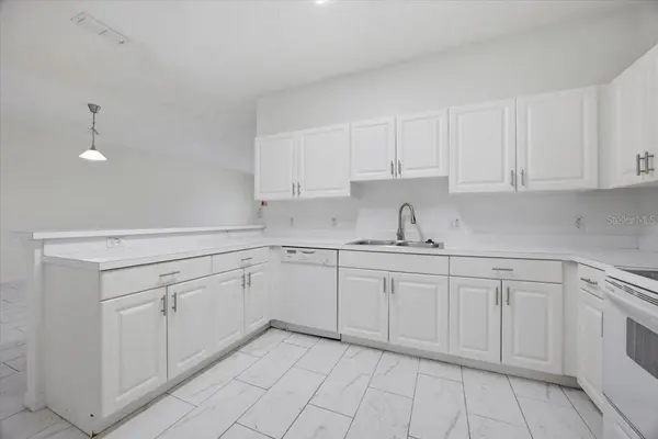 3166 SUN LAKE CT #B, Kissimmee, FL 34747