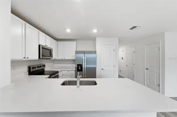8371 GOWER TRL, Wildwood, FL 34785