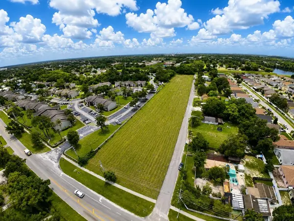 8010 CAROLINA LN, Orlando, FL 32825