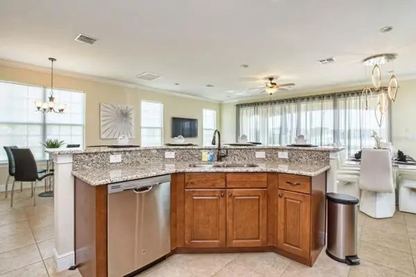 7824 LOXAHATCHEE CT, Kissimmee, FL 34747