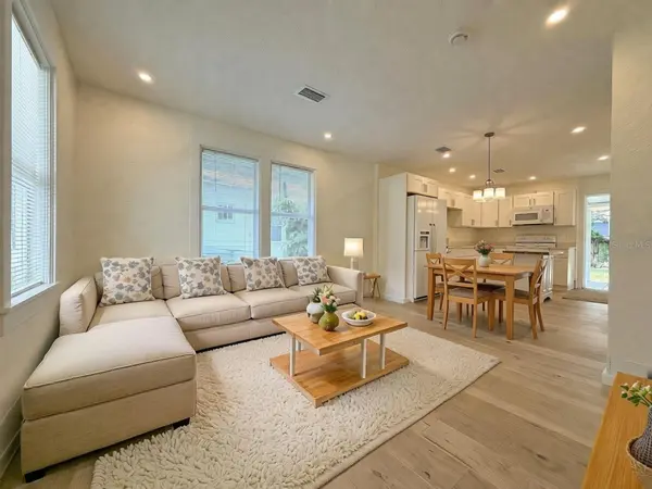 140 KINGSTON AVE, Daytona Beach, FL 32114