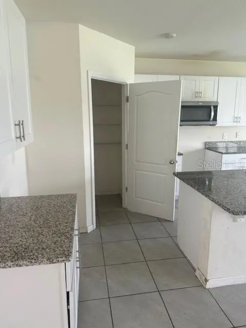 1550 OAK RESERVE DR, Kissimmee, FL 34744