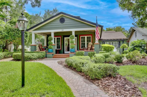 121 ROSEARDEN DR, Orlando, FL 32803