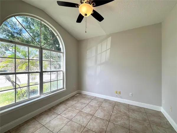 11273 MOONSHINE CREEK CIR, Orlando, FL 32825