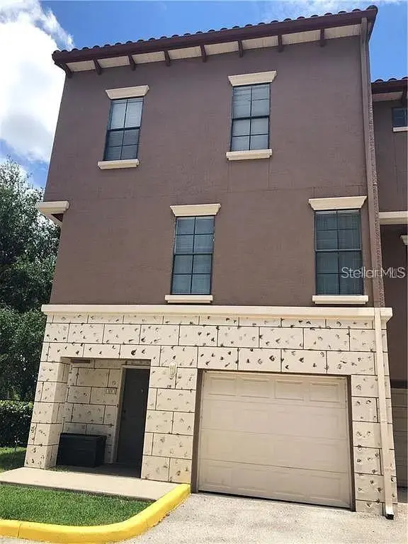 6129 METROWEST BLVD #101, Orlando, FL 32835