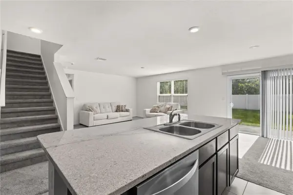 2143 NW 246TH TER, Newberry, FL 32669